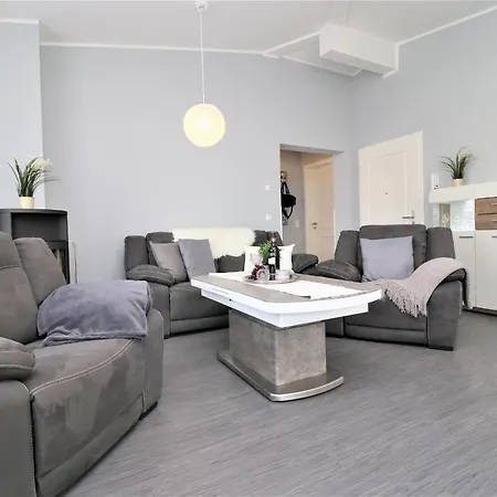 Meerquartier App 08 *